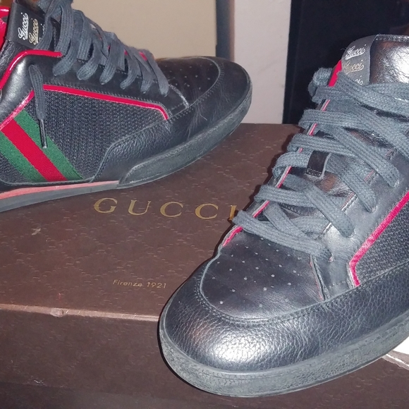 Size 9 an half Gucci shoes for men - Picture 5 of 6